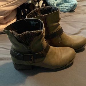 Womens ankle booties size 8